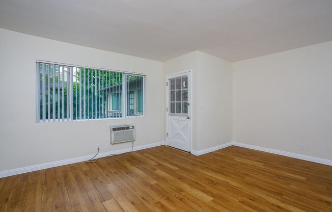 Studio, 1 bath, 510 sqft, $1,995, Unit 12