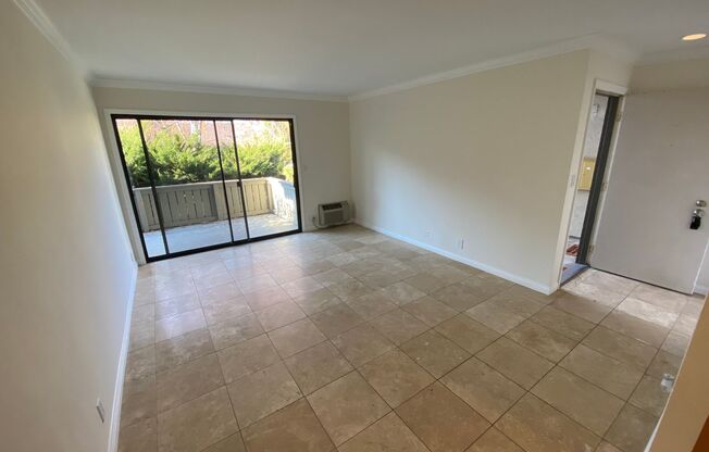 1 Bed 1 Bath Condo In Walnut Creek *REMODELED* (Marchbanks)
