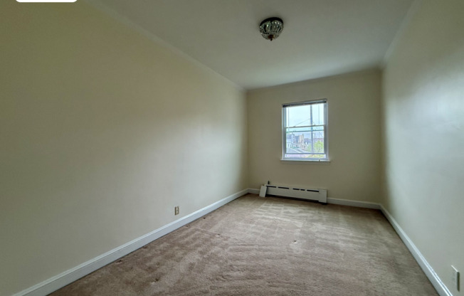 48 10 28 AVE
