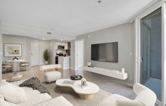 Renovated 2 Bed 2 Bath w/ In Unit/Washer Dryer (Parking Included)