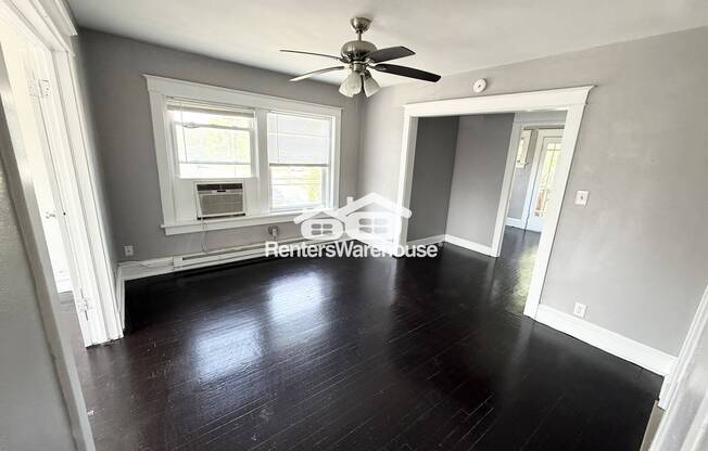 3113 THOMPSON AVE