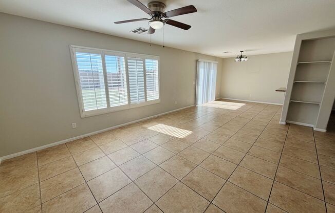 Spacious 4 bedroom home in the Silverado Ranch are with a huge backyard!
