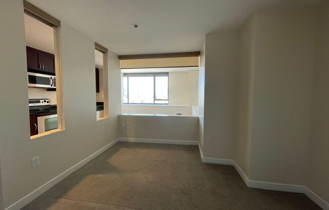 Wonderful Jr 1 bedroom 1 bath at The Beacon with Incredible City Views