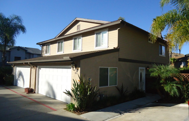 3 beds, 2.5 baths, $3,395