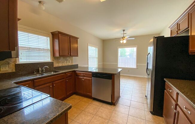 3 beds, 2 baths, $1,699