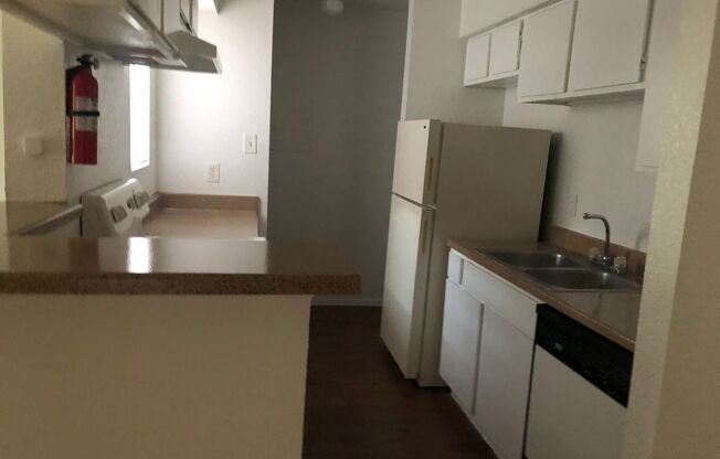 1 bed, 1 bath, 660 sqft, $900, Unit 18-503
