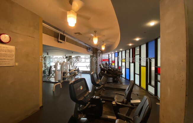 Studio, 1 bath, 718 sqft, $2,200, Unit 409