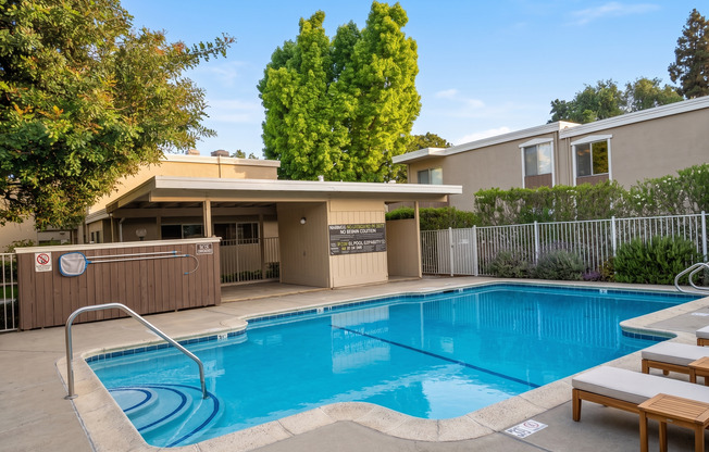 2 beds, 1 bath, 900 sqft, $1,650, Unit 224