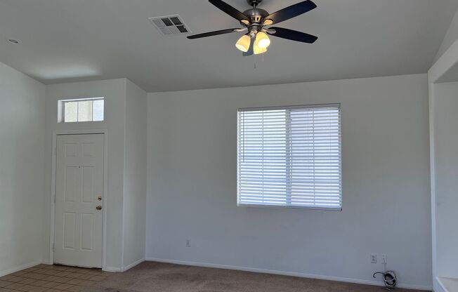 Single Story - 2 bedroom (Gated)