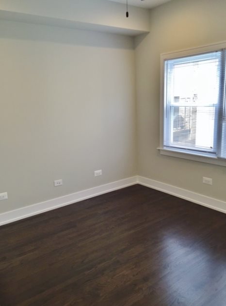 3637 N PAULINA