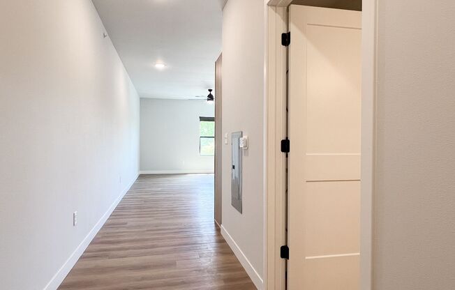Studio, 1 bath, 730 sqft, $1,635, Unit SC 1408-215