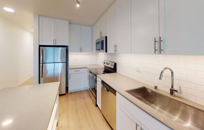 2 beds, 2 baths, 884 sqft, $3,545, Unit 707