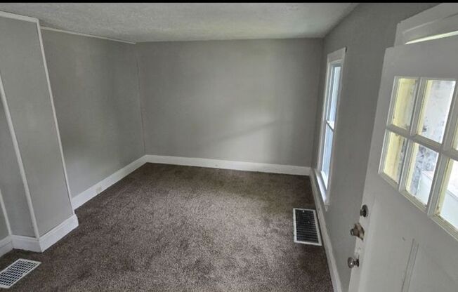 Charming 3-Bedroom Property in Prime Location