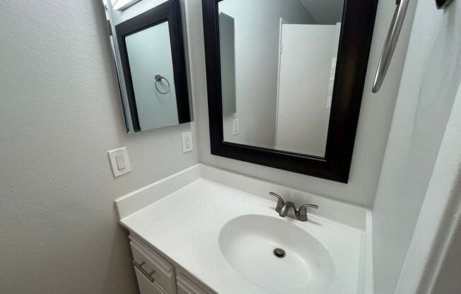 2 beds, 2 baths, 905 sqft, $2,198, Unit 214