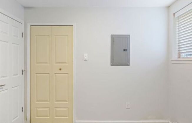 1 bed, 1 bath, $1,299, Unit 2