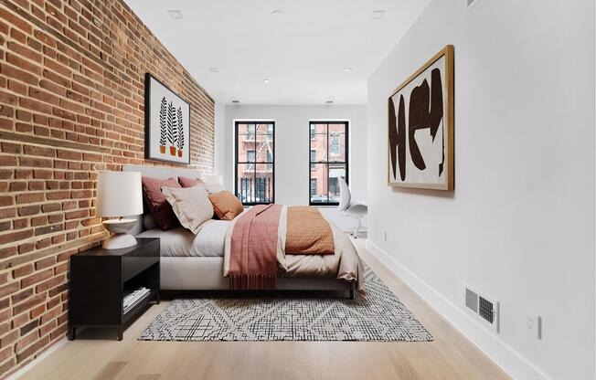 110 LUQUER ST