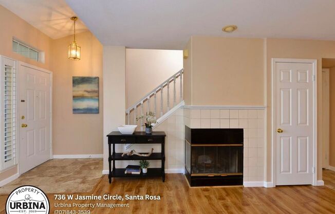 Spacious Townhome with Two Primary Suites in Santa Rosa