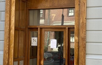 7 Aberdeen St.
