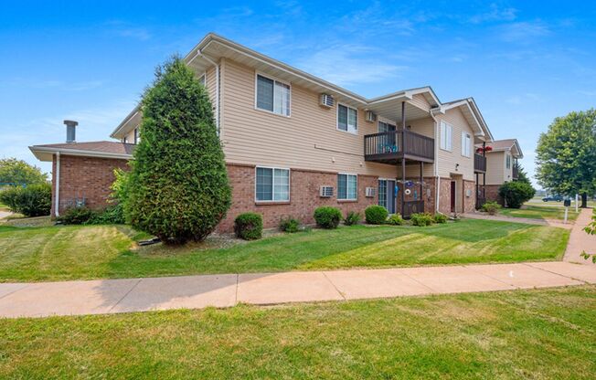 2413 Charlotte Court