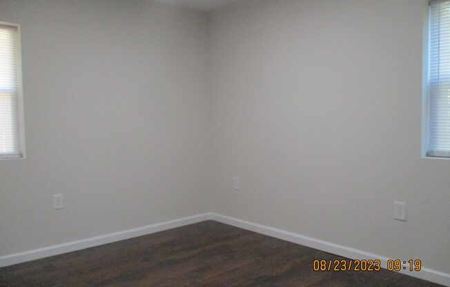 2 beds, 1 bath, $1,250