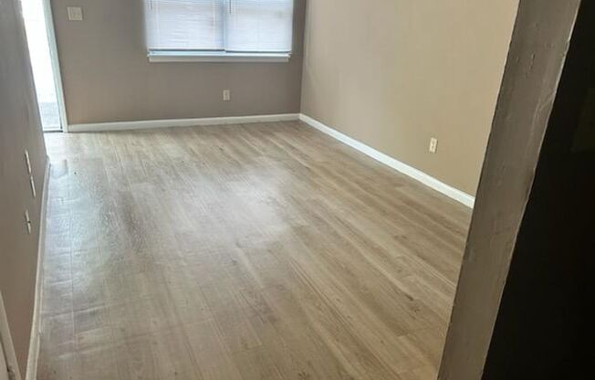 2 beds, 1 bath, 800 sqft, $1,040, Unit 2500-D