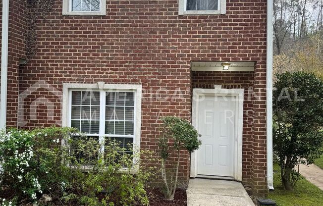 Townhome for rent in Hoover! AVAILABLE!