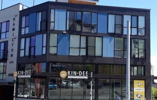 Studio, 1 bath, 355 sqft, $1,233, Unit 407