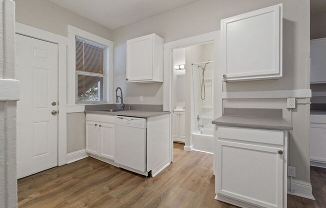 5919-5949 NW Saint Helens