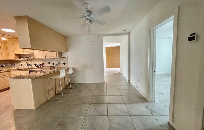 10642 SW 77 AVE