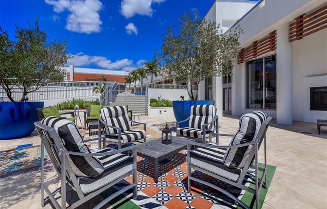 Hermitage_Apartments_Amenity_10_Saint_Petersburg_FL