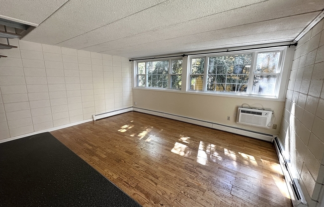 26 INMAN ST