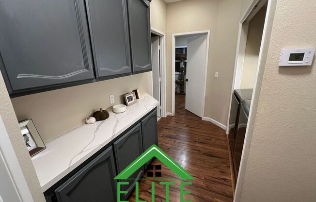 3 beds, 2 baths, $2,495