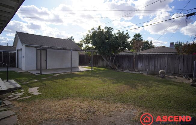 3 beds, 1 bath, $2,100