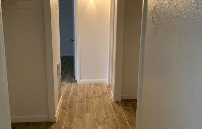 2 Bedrooms / 2 Baths updated condo upstairs