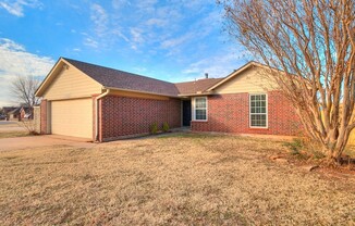 Charming 3-Bedroom Home in Desirable Edmond, OK