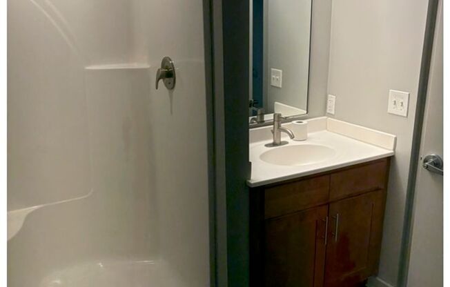 2 beds, 1 bath, 763 sqft, $1,375, Unit Unit 201