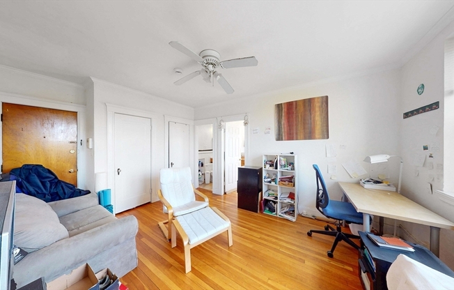 15 GOVERNORS AVE