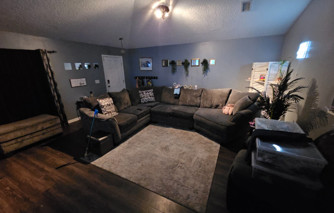 2062 PATRIOT WALK DR