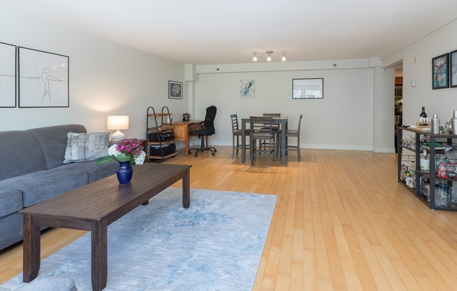 1 bed, 1 bath, 774 sqft, $3,200, Unit 703