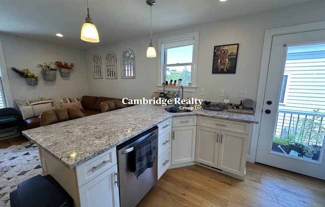 37 PORTER ST