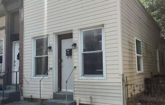 502 N 8 ST