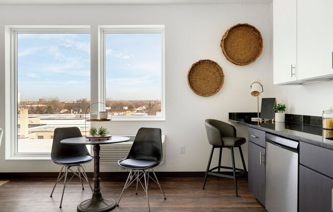 Studio, 1 bath, 407 sqft, $1,145, Unit 408
