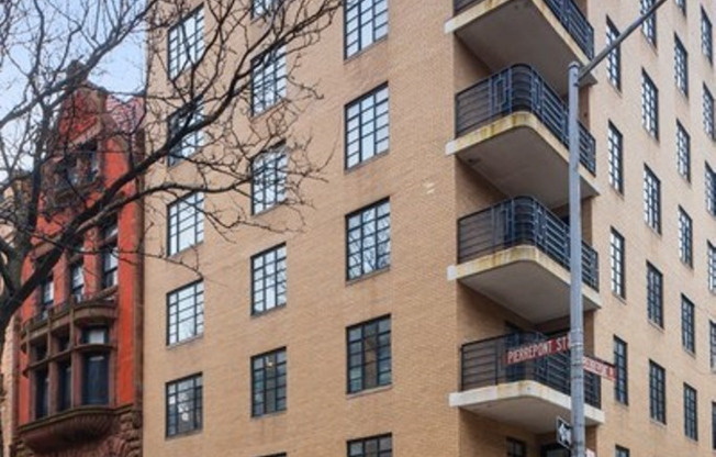 2 PIERREPONT ST