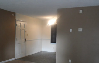 3 beds, 1.5 baths, $1,150