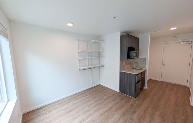 Studio, 1 bath, 186 sqft, $1,425, Unit 331