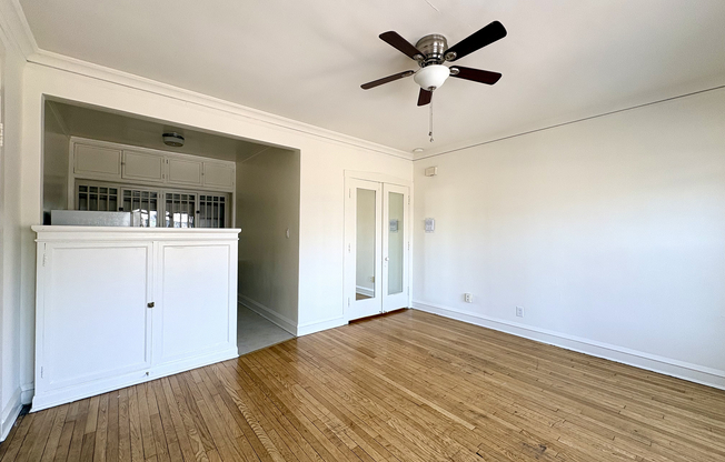 Spacious Main Living Area - 201