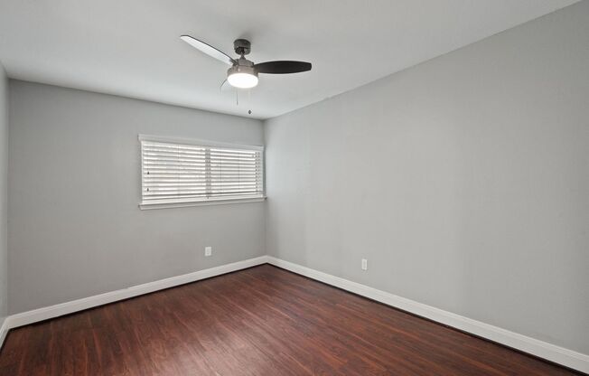 2 beds, 1 bath, 680 sqft, $999, Unit 4719-117