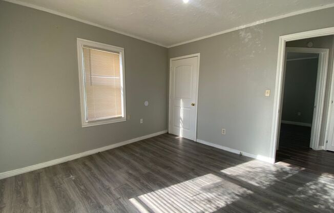 2 bed 1 bath now available near Chatman Park