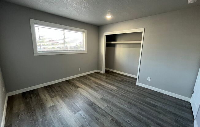 2 beds, 1 bath, 783 sqft, $1,250, Unit 2