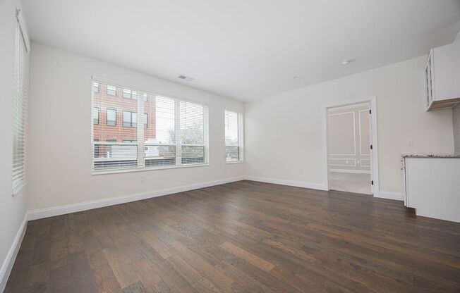 2 beds, 2 baths, 1,262 sqft, $2,200, Unit 302